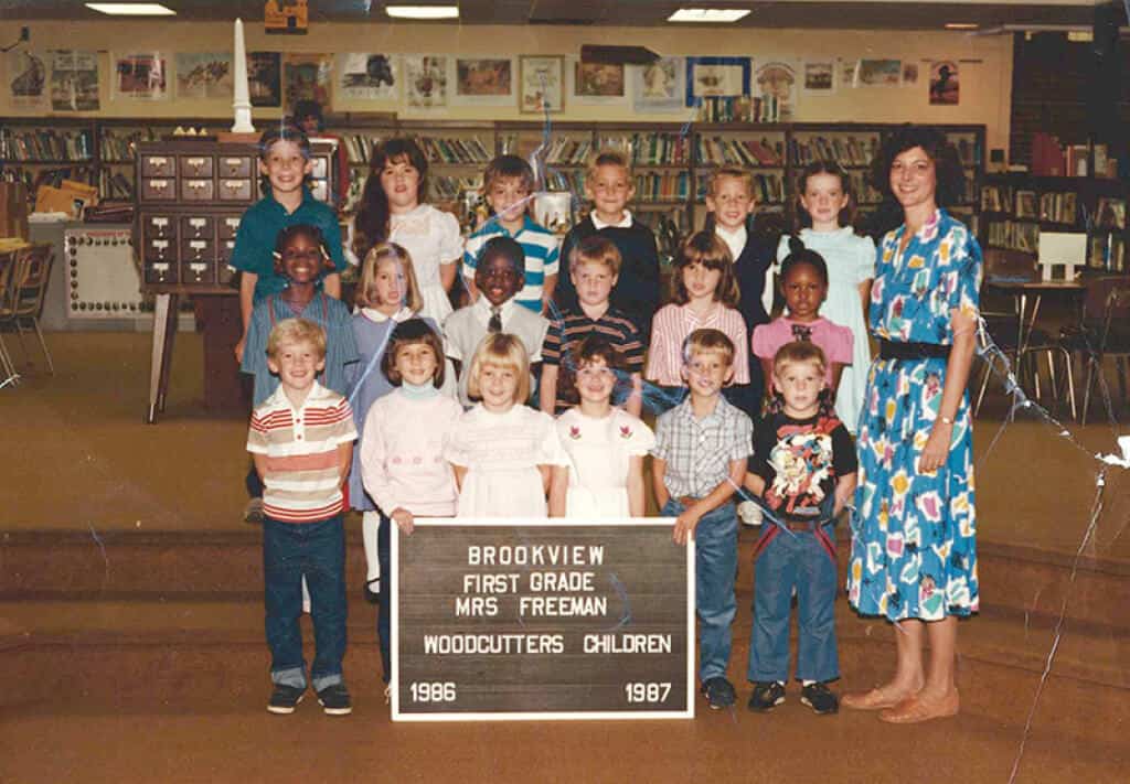 Ford is in the second row, third from left.