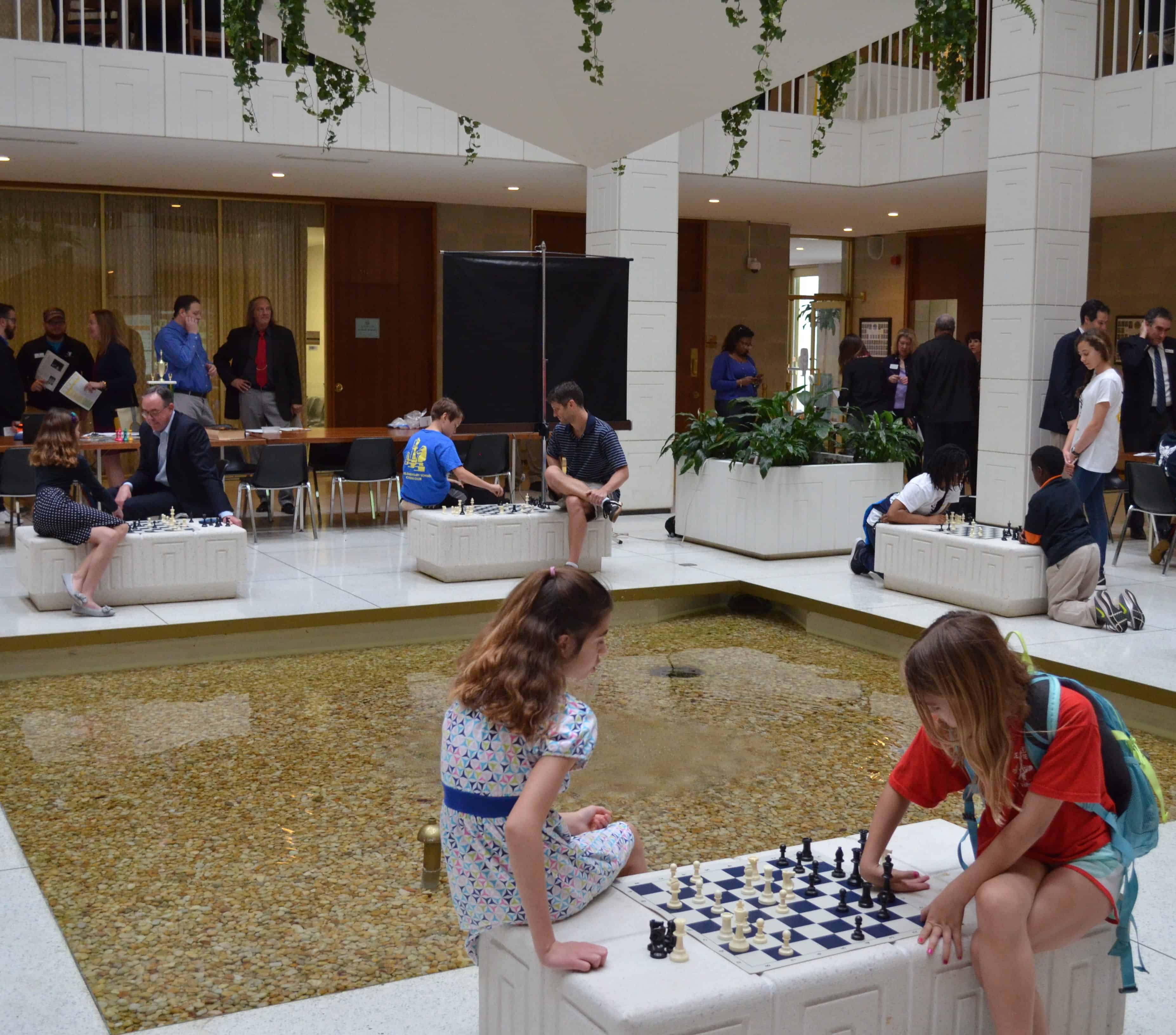 Chess students at the legislature