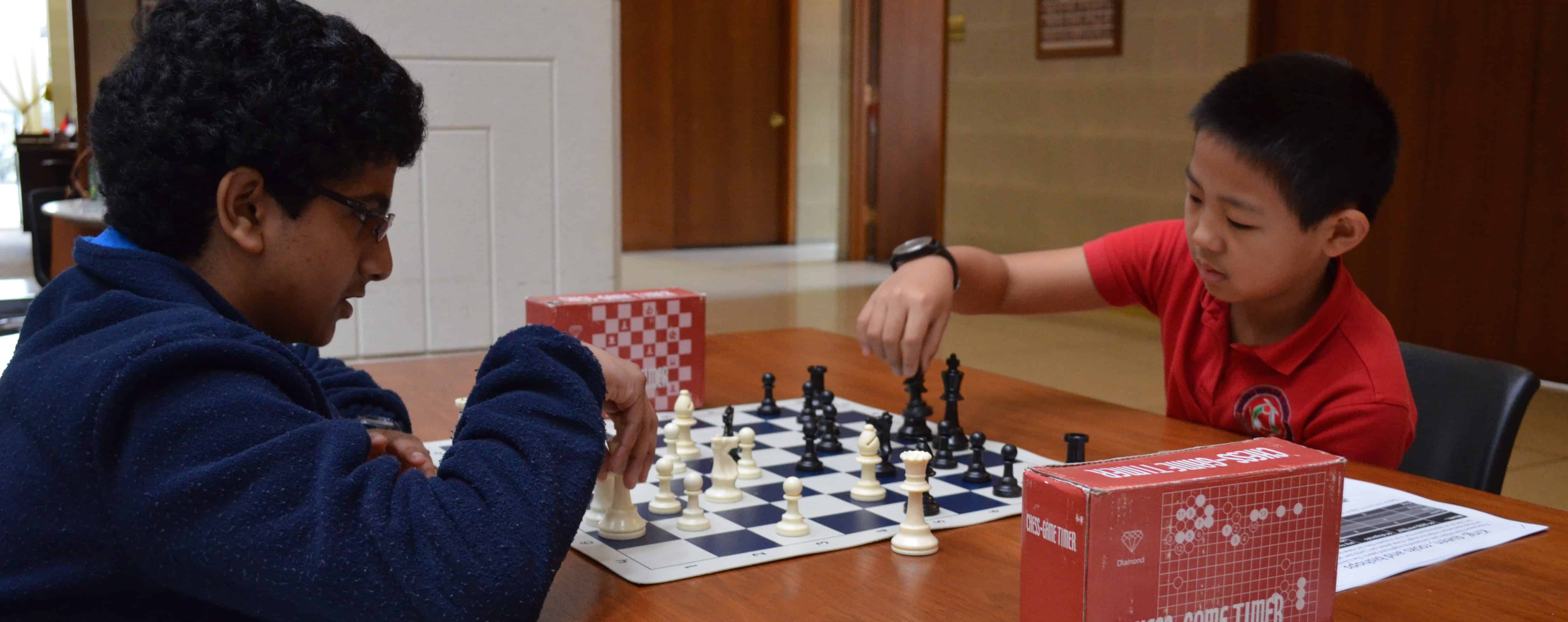 Chess students at the legislature