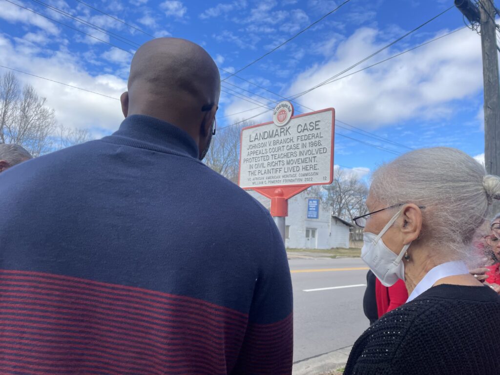 Enfield-Roanoke Rapids Chapter of Delta Sigma Theta Sorority, Inc.

Dr. Willa Cofield Historic Marker celebration